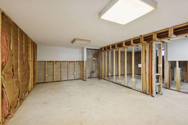 5140 16th Avenue S, Minneapolis, MN 55417