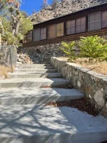 28826 Largo Vista Road, Llano, CA 93544