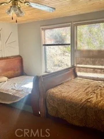 28826 Largo Vista Road, Llano, CA 93544