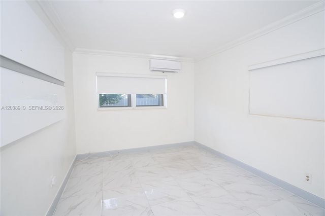 16990 NE 5th Court 1, North Miami Beach, FL 33162