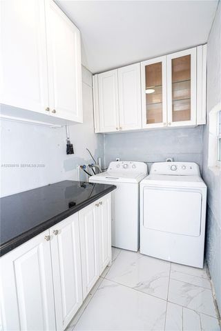 16990 NE 5th Court 1, North Miami Beach, FL 33162