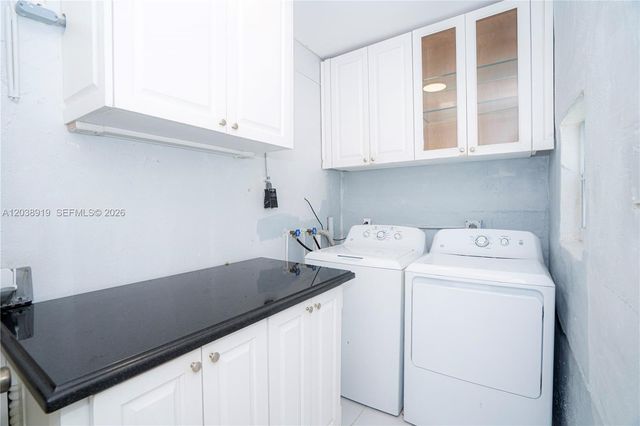 16990 NE 5th Court 1, North Miami Beach, FL 33162