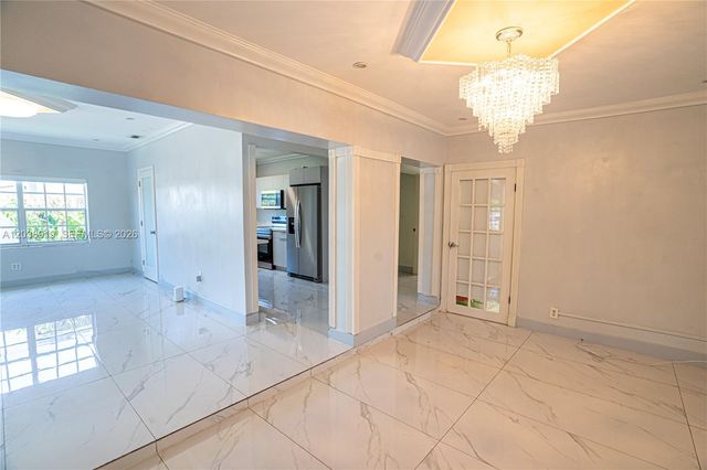 16990 NE 5th Court 1, North Miami Beach, FL 33162