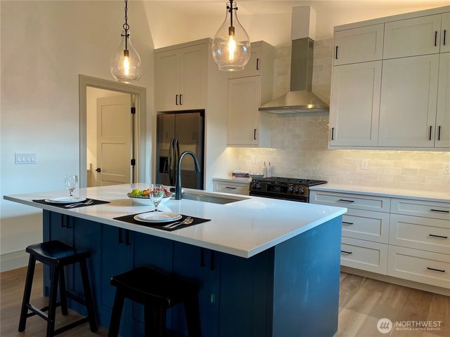 11 Dover Lane, Sequim, WA 98382