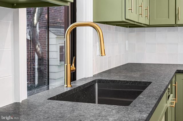 4629 KESWICK RD, Baltimore, MD 21210