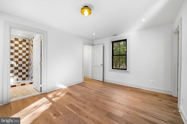 4629 KESWICK RD, Baltimore, MD 21210