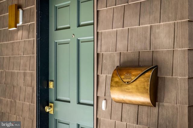 4629 KESWICK RD, Baltimore, MD 21210