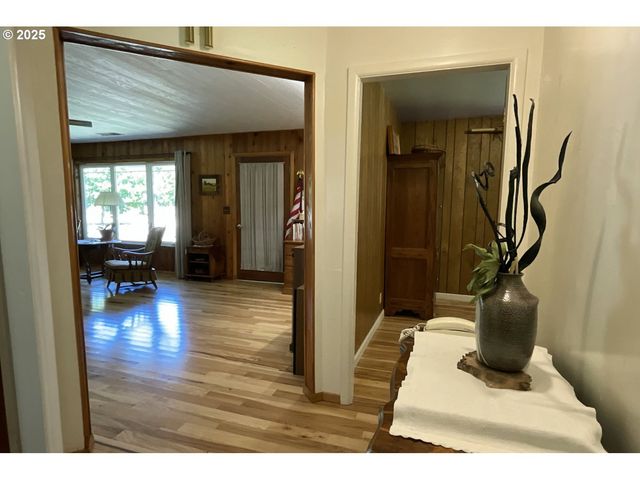 46386 HIGHWAY 58, Westfir, OR 97492