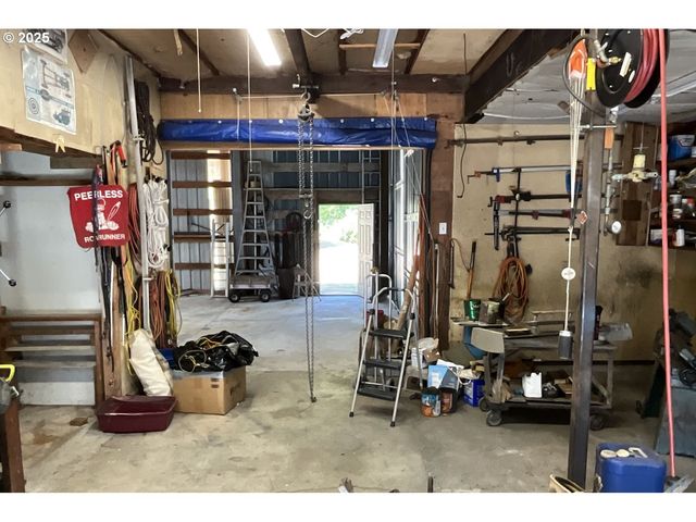 46386 HIGHWAY 58, Westfir, OR 97492