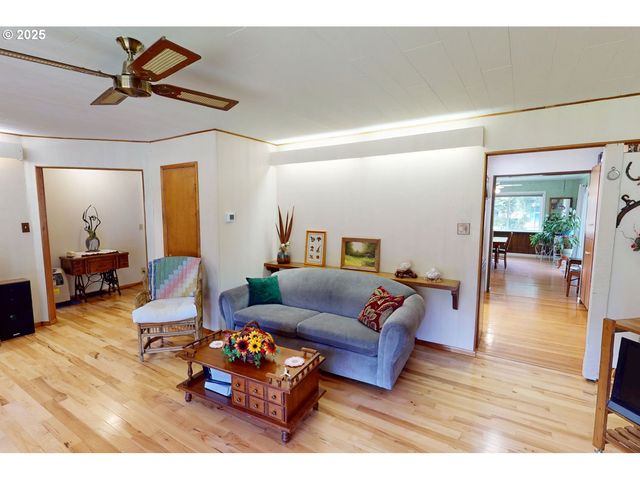 46386 HIGHWAY 58, Westfir, OR 97492