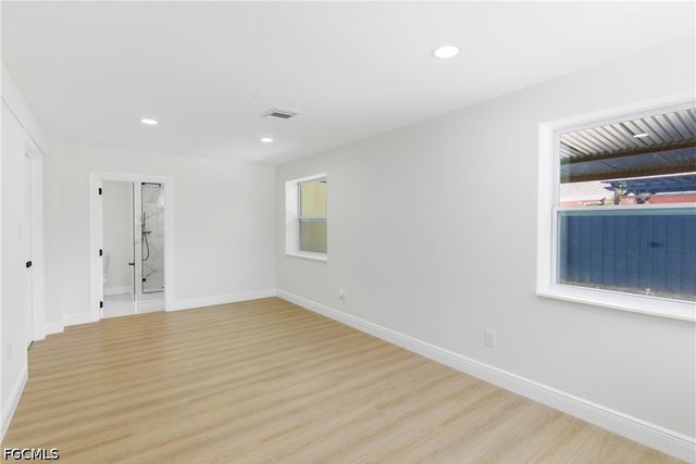 363 New York DR, Fort Myers, FL 33905