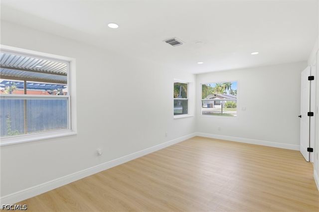 363 New York DR, Fort Myers, FL 33905