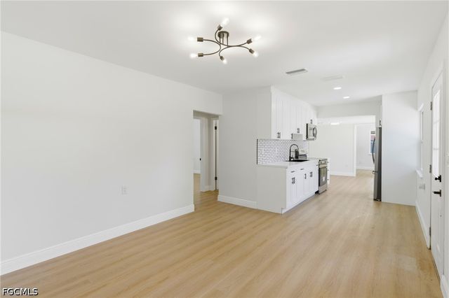 363 New York DR, Fort Myers, FL 33905