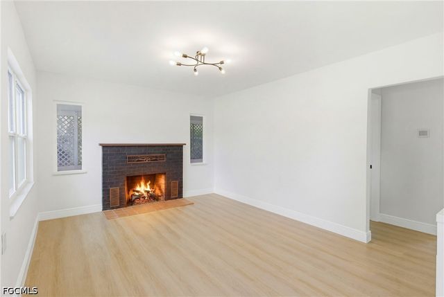 363 New York DR, Fort Myers, FL 33905