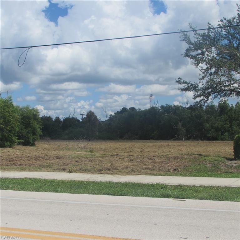 10250 Stringfellow, ST. JAMES CITY, FL 33956 — photo 5