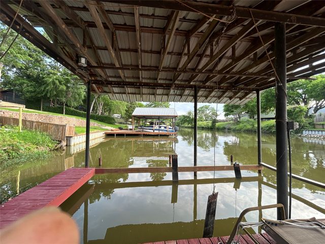 115 Cottonwood Trail, Gun Barrel City, TX 75156