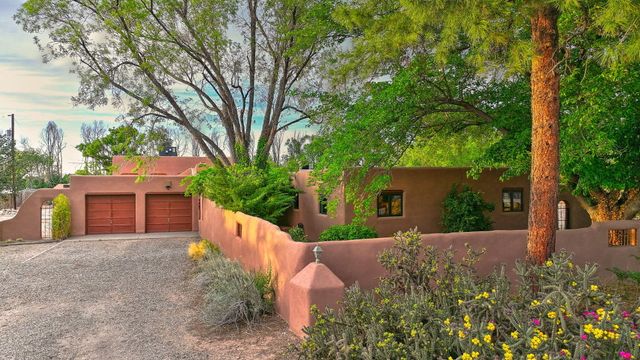 801 Sandia Road NW, Albuquerque, NM 87107