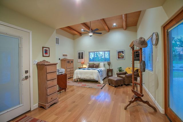 801 Sandia Road NW, Albuquerque, NM 87107