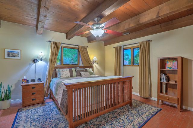 801 Sandia Road NW, Albuquerque, NM 87107