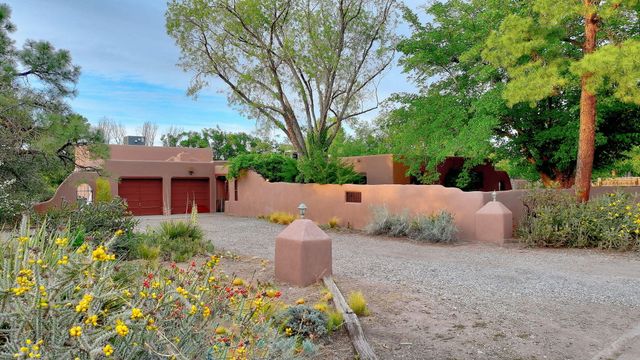 801 Sandia Road NW, Albuquerque, NM 87107