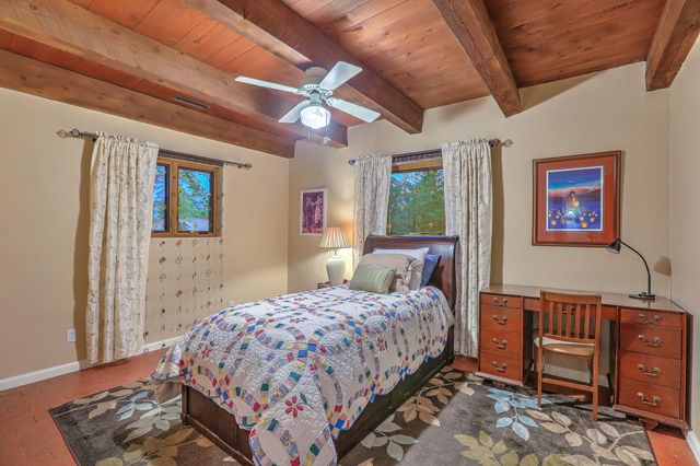 801 Sandia Road NW, Albuquerque, NM 87107