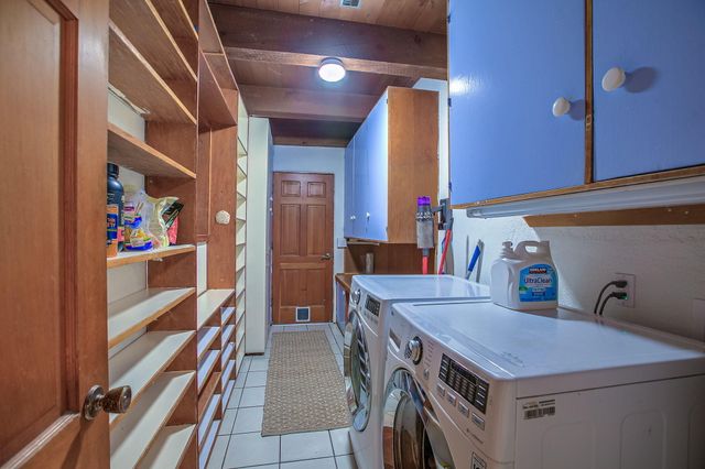 801 Sandia Road NW, Albuquerque, NM 87107