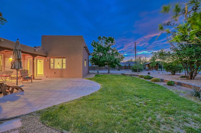 801 Sandia Road NW, Albuquerque, NM 87107