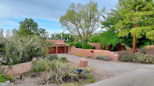 801 Sandia Road NW, Albuquerque, NM 87107