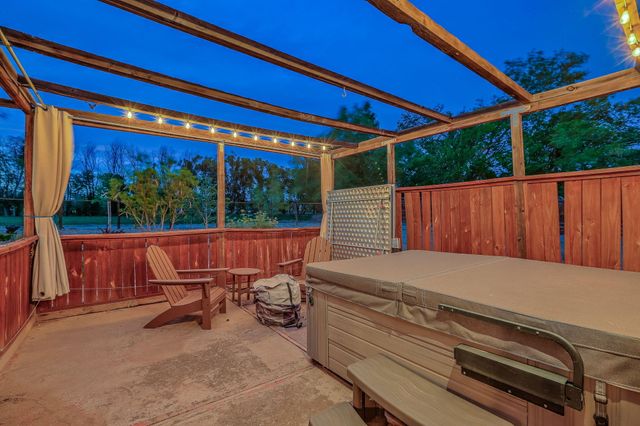 801 Sandia Road NW, Albuquerque, NM 87107