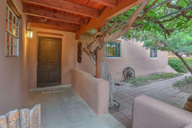 801 Sandia Road NW, Albuquerque, NM 87107
