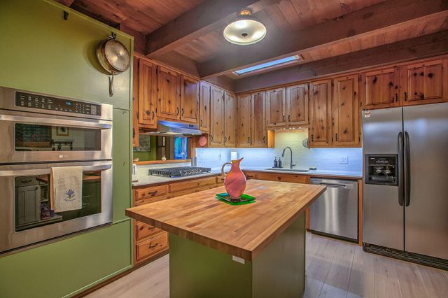 801 Sandia Road NW, Albuquerque, NM 87107