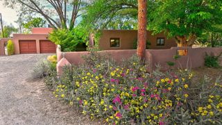 801 Sandia Road NW, Albuquerque, NM 87107