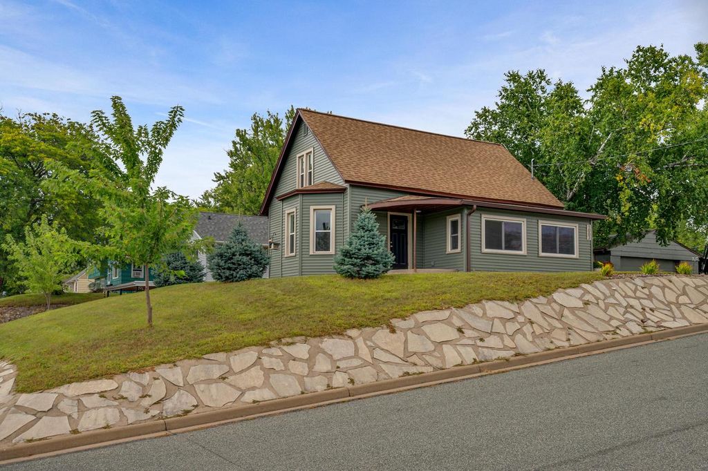 1003 Green STREET, Onalaska, WI 54650