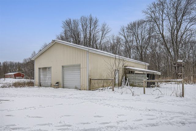 4010 S Brown Road, Sidney, MI 48885