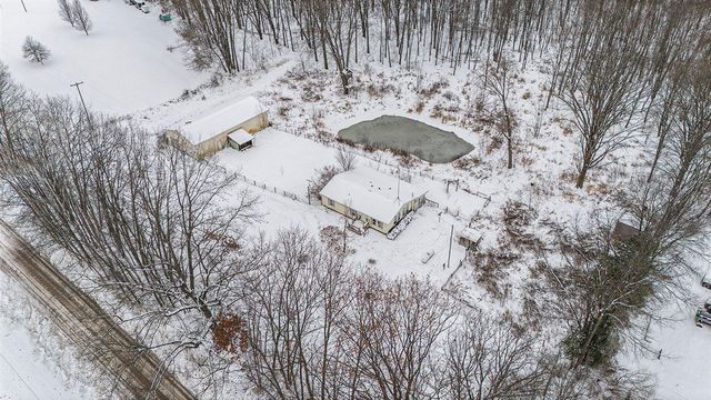 4010 S Brown Road, Sidney, MI 48885