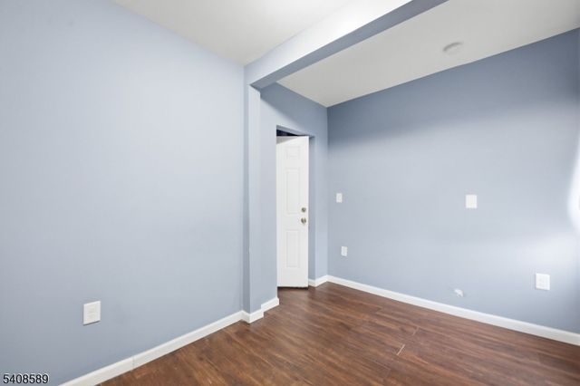 206 Clark Pl, Elizabeth City, NJ 07206