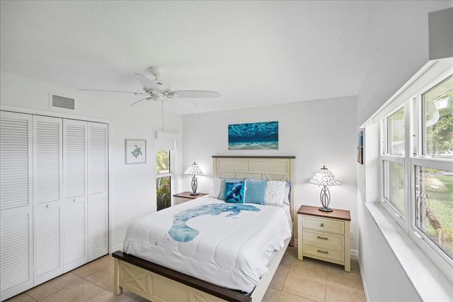 2066 5th Court SE, Vero Beach, FL 32962