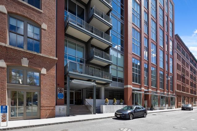 25 Channel Center St 1107, Boston, MA 02210