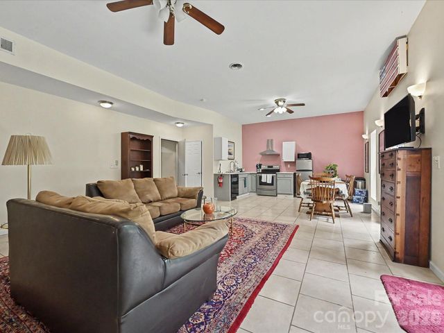 152 Lighthouse Road, Mount Holly, NC 28120