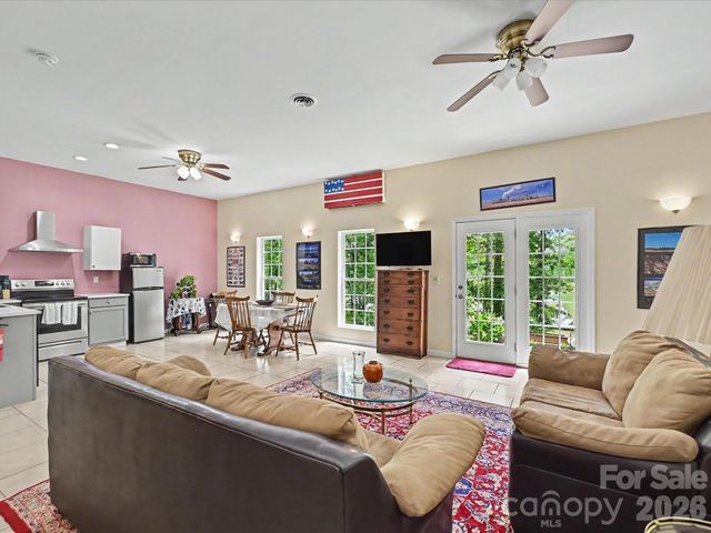 152 Lighthouse Road, Mount Holly, NC 28120