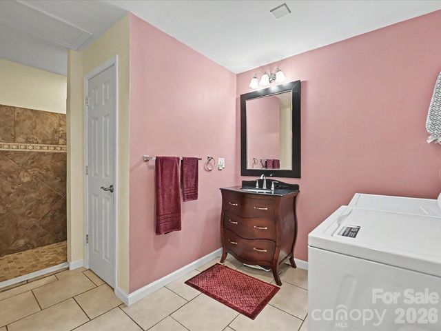 152 Lighthouse Road, Mount Holly, NC 28120