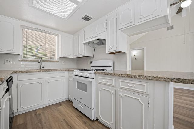10323 Sweetbrook Drive, Houston, TX 77038