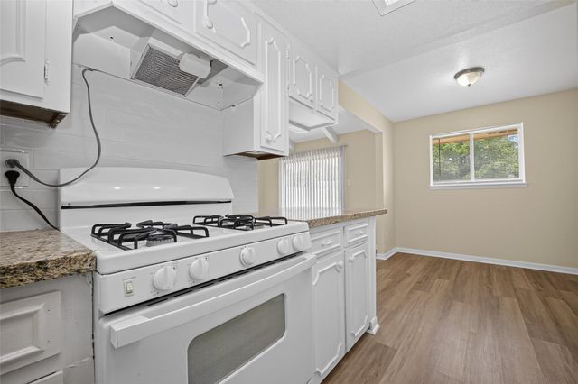 10323 Sweetbrook Drive, Houston, TX 77038