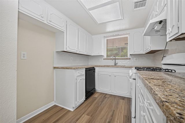 10323 Sweetbrook Drive, Houston, TX 77038