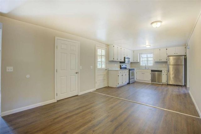 201 Oglesby Bridge Road, Conyers, GA 30094