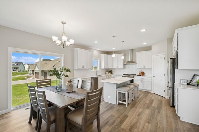 1489 Raccoon Lane, New Richmond, WI 54017