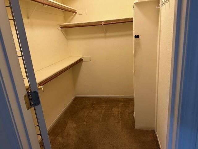 315 S Citrus Court, Visalia, CA 93292