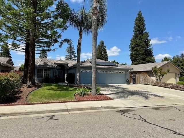 315 S Citrus Court, Visalia, CA 93292