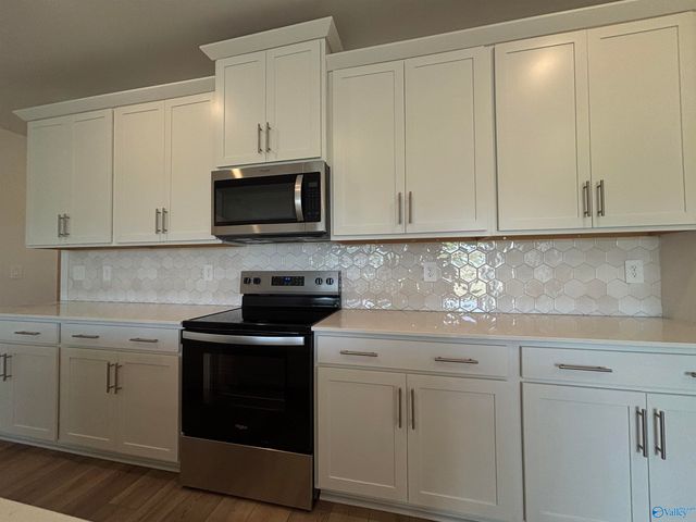 261 Avebury Road, Meridianville, AL 35759