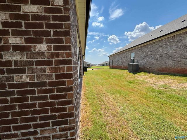 261 Avebury Road, Meridianville, AL 35759